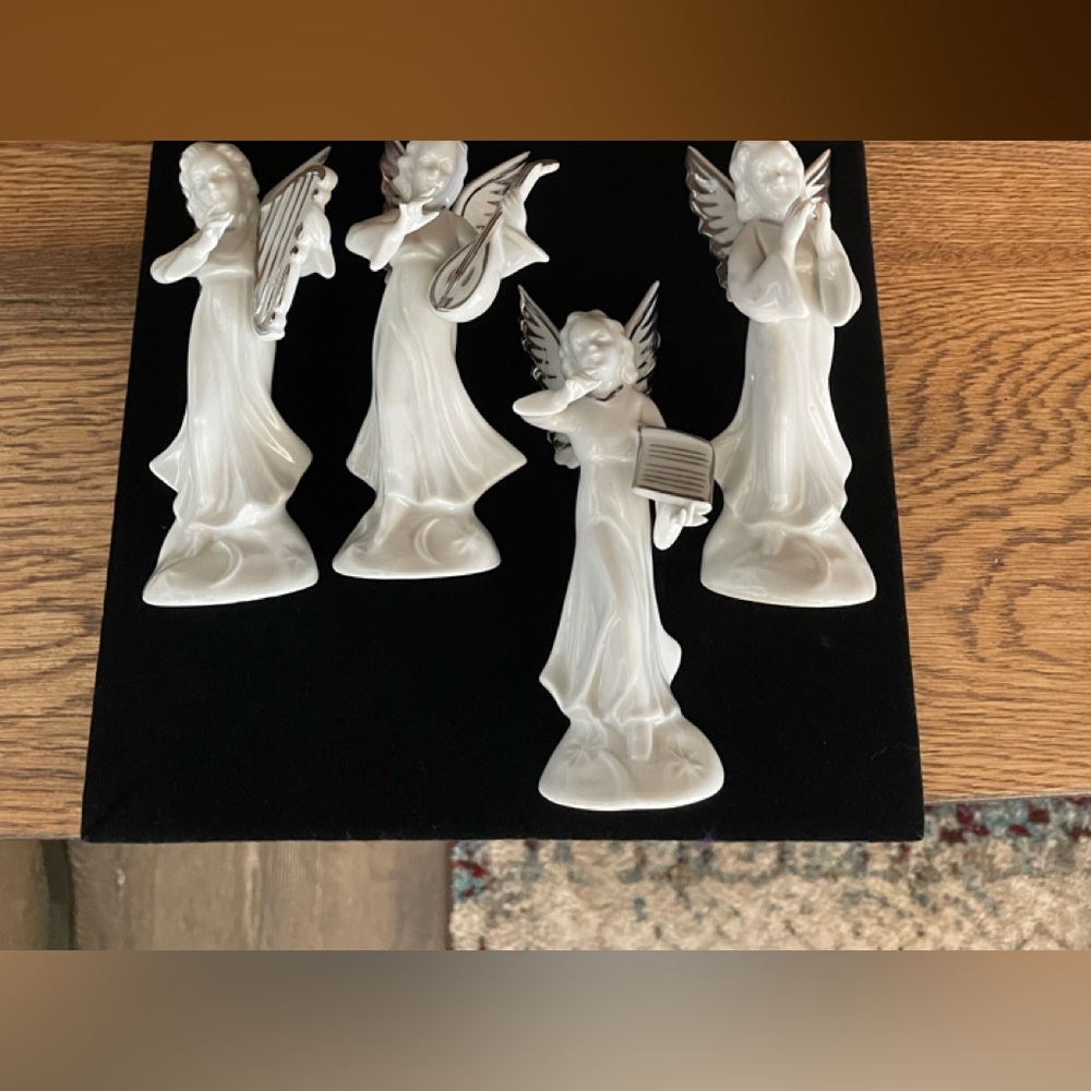 Dresden 4 angel set